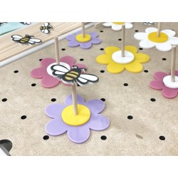 FLOWER - peg loose parts , pegs, cogs great for peg board